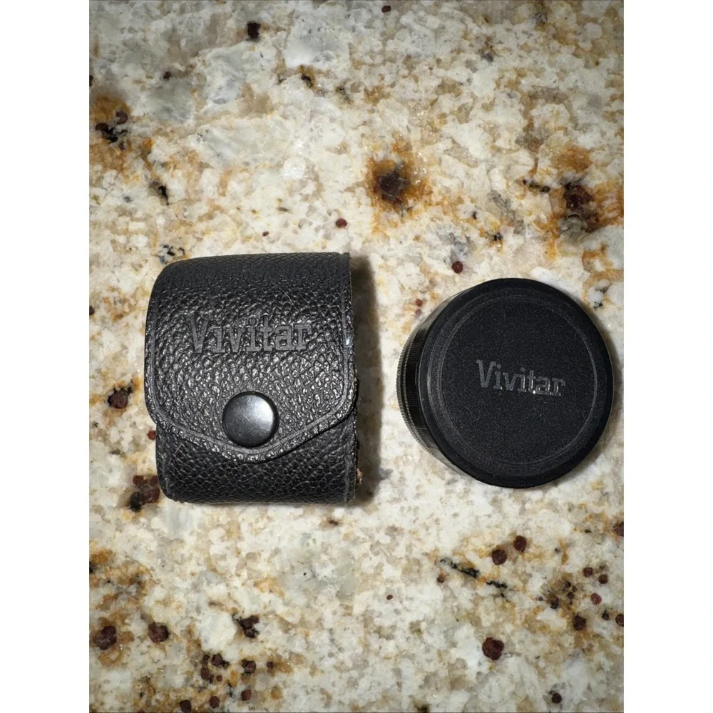 Vivitar 2x–4x Teleconverter Lens Canon FL-FD Mount - EX - E Teleconverter Case